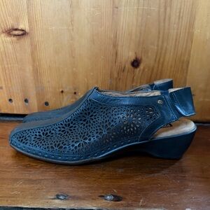 PIKOLINOS Black Leather Cut-Out Mules